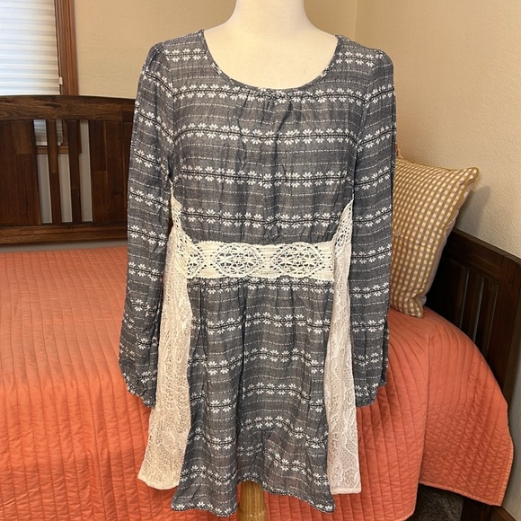 NWT Anthropologie Ryu Lace Cutout Peasant Dress Size L - Picture 3 of 16